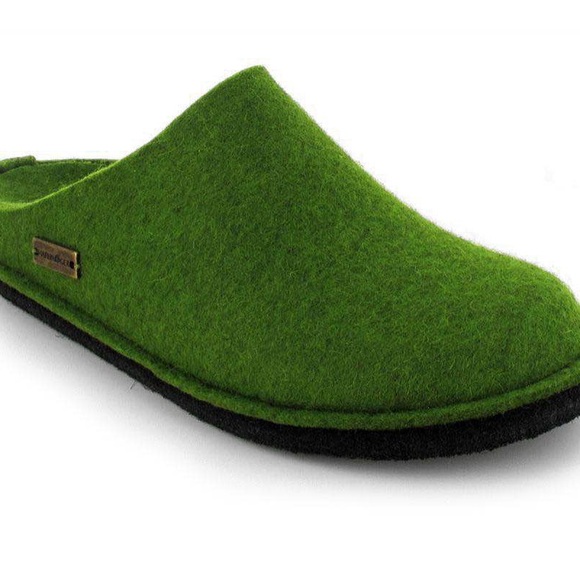 Haflinger Shoes - Haflinger •  Flair Soft  Mule Slippers NEW IN BOX